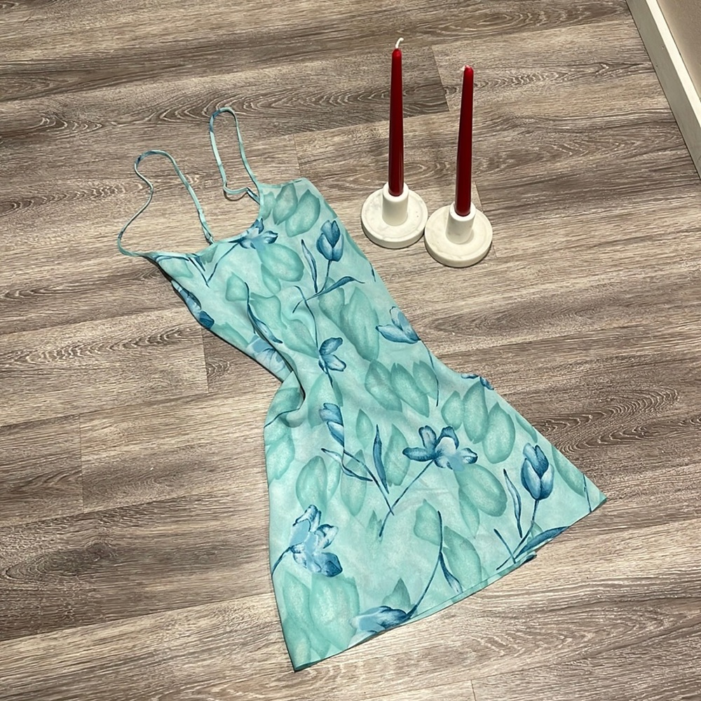 FLORAL SLIP DRESS